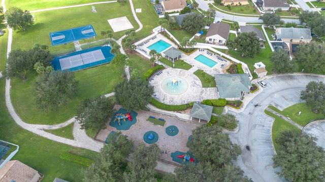 15746 AUTUMN GLEN AVENUE, Clermont, FL 34714