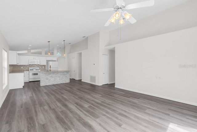 15746 AUTUMN GLEN AVENUE, Clermont, FL 34714