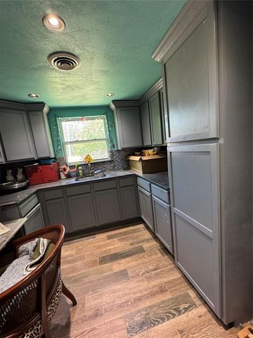 9521 N Walker Avenue, Oklahoma City, OK 73114