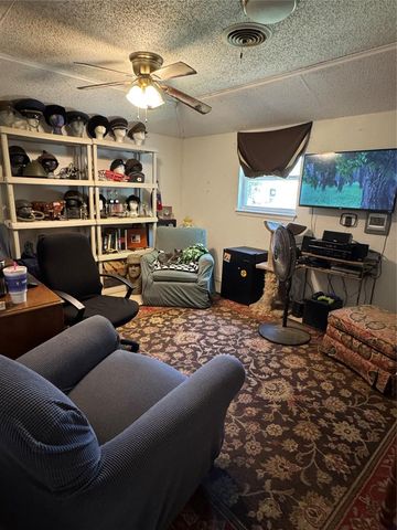 9521 N Walker Avenue, Oklahoma City, OK 73114