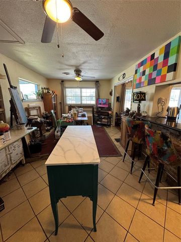 9521 N Walker Avenue, Oklahoma City, OK 73114