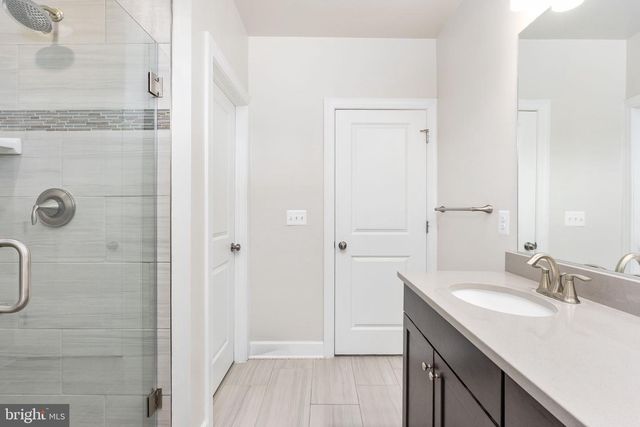 43433 STONEWOOD CROSSING TER, Ashburn, VA 20148