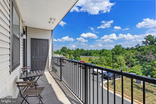 43433 STONEWOOD CROSSING TER, Ashburn, VA 20148