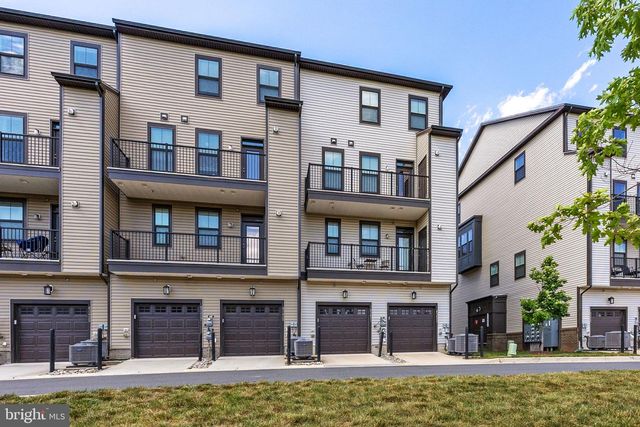 43433 STONEWOOD CROSSING TER, Ashburn, VA 20148