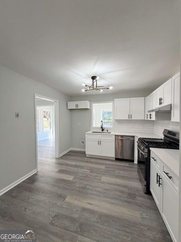 243 Triple Oaks Drive, Tucker, GA 30084