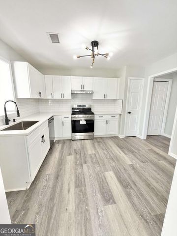 243 Triple Oaks Drive, Tucker, GA 30084