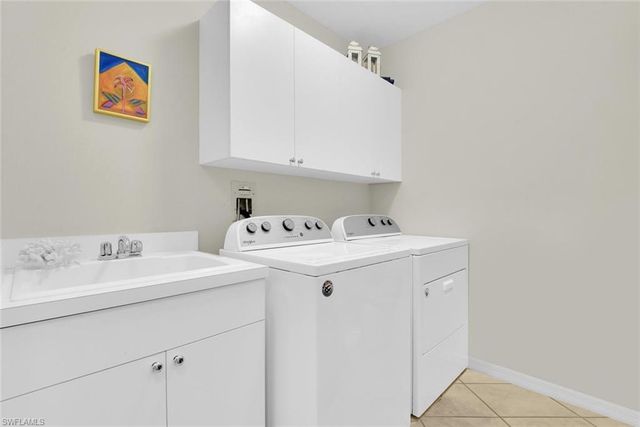 450 Launch CIR 602, Naples, FL 34108