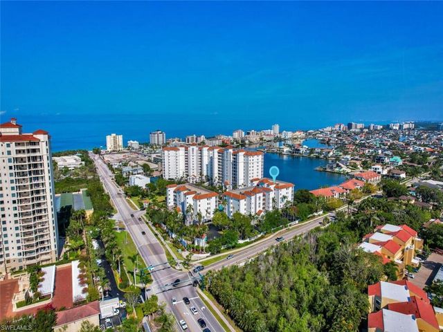 450 Launch CIR 602, Naples, FL 34108