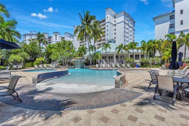 450 Launch CIR 602, Naples, FL 34108