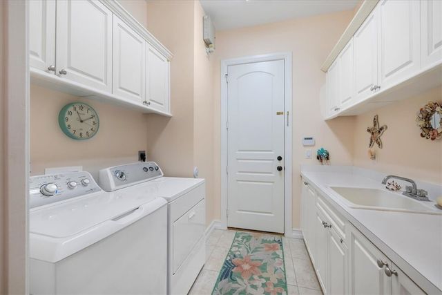 2830 Saint Barts Square, Vero Beach, FL 32967