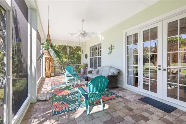 2830 Saint Barts Square, Vero Beach, FL 32967