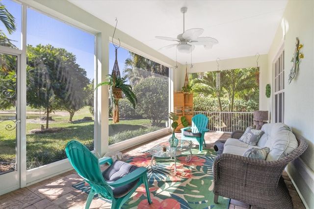 2830 Saint Barts Square, Vero Beach, FL 32967