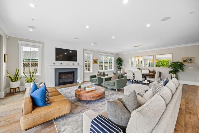 2724 Eaton Avenue, San Carlos, CA 94070