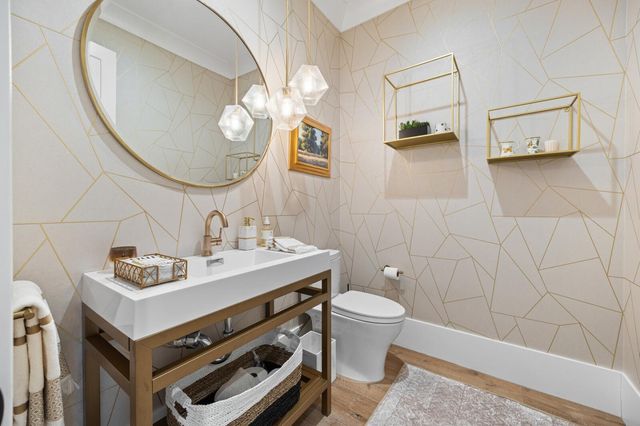 2724 Eaton Avenue, San Carlos, CA 94070