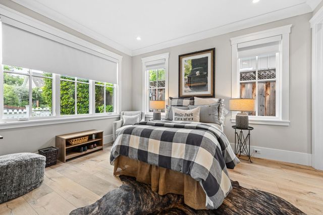 2724 Eaton Avenue, San Carlos, CA 94070