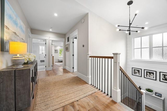 2724 Eaton Avenue, San Carlos, CA 94070