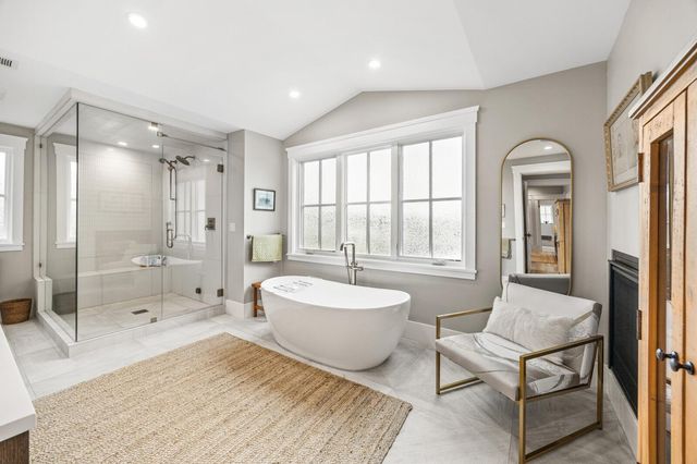 2724 Eaton Avenue, San Carlos, CA 94070