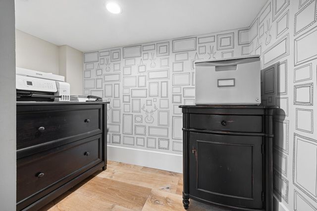 2724 Eaton Avenue, San Carlos, CA 94070