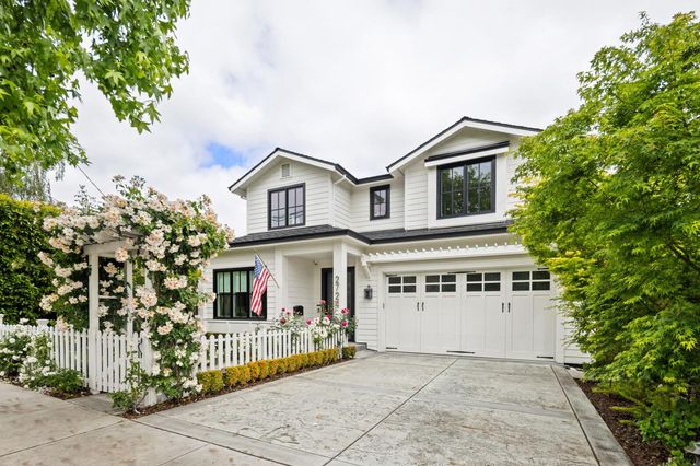 2724 Eaton Avenue, San Carlos, CA 94070