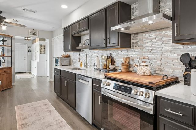 10102 Laingtree Drive, Dallas, TX 75243