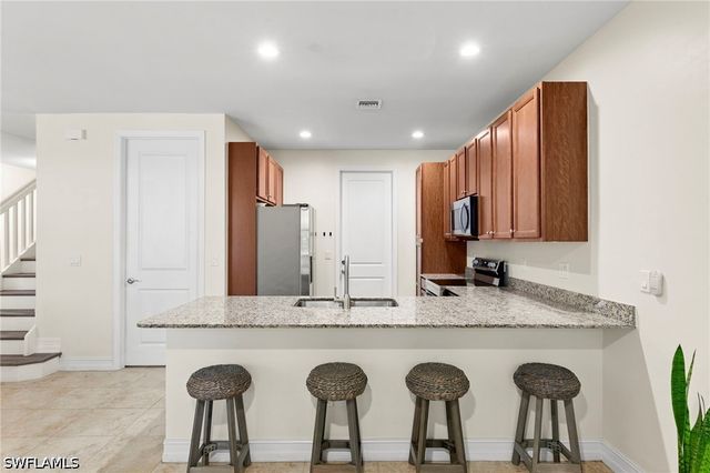 7797 Bristol CIR, Naples, FL 34120