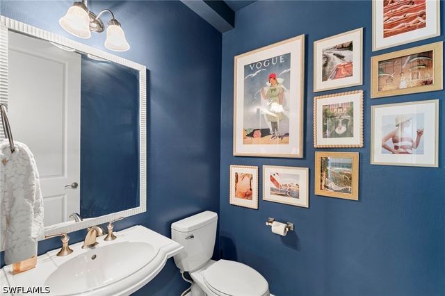 7797 Bristol CIR, Naples, FL 34120