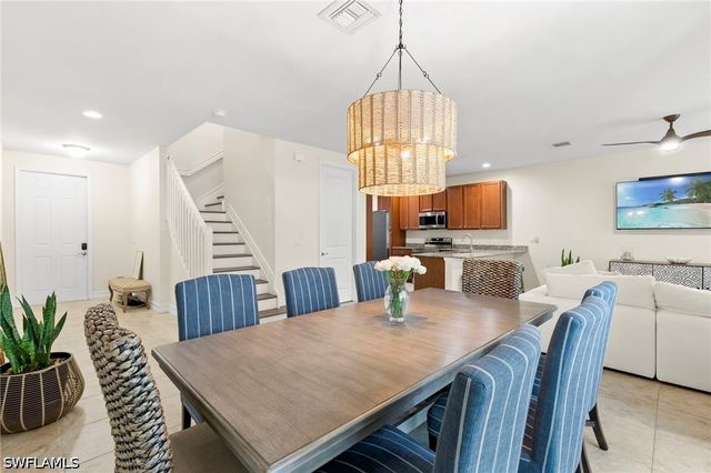 7797 Bristol CIR, Naples, FL 34120