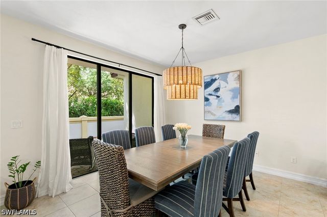 7797 Bristol CIR, Naples, FL 34120