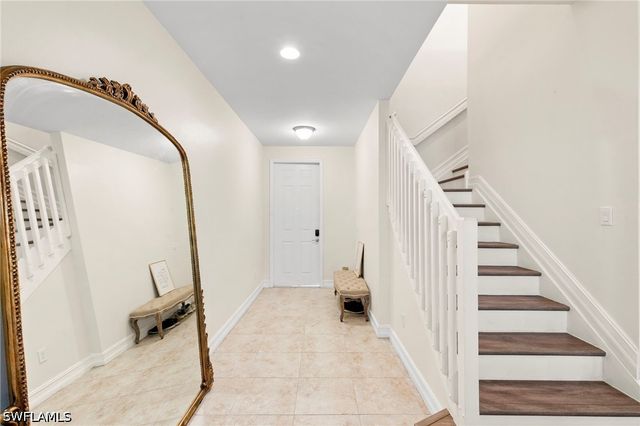 7797 Bristol CIR, Naples, FL 34120