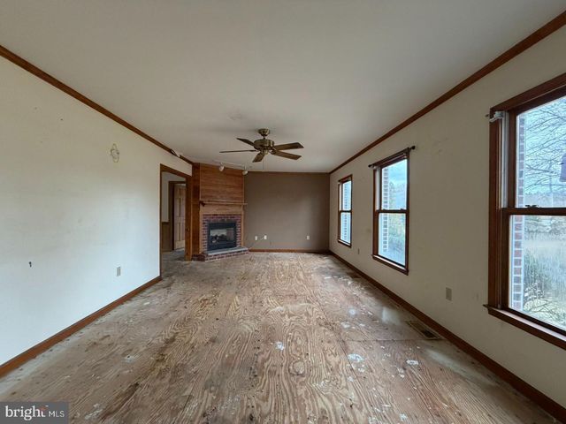 30827 WARD RD, Salisbury, MD 21804