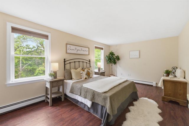 21 Sullivan Court, Salem, NH 03079