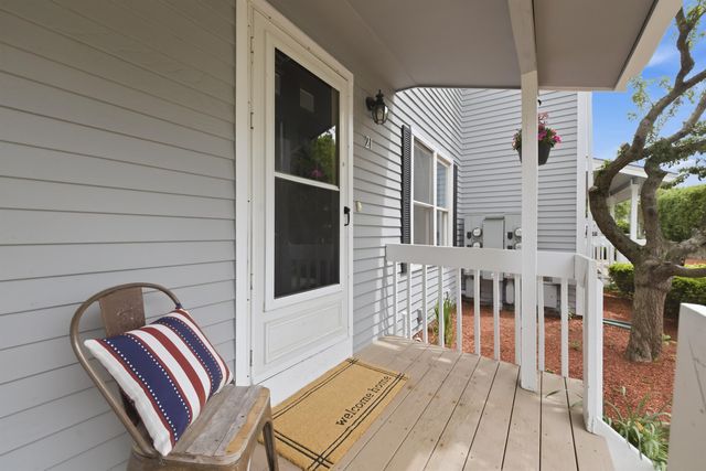 21 Sullivan Court, Salem, NH 03079