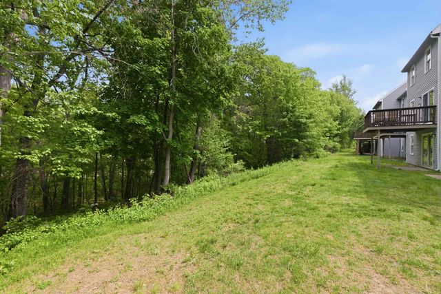 21 Sullivan Court, Salem, NH 03079