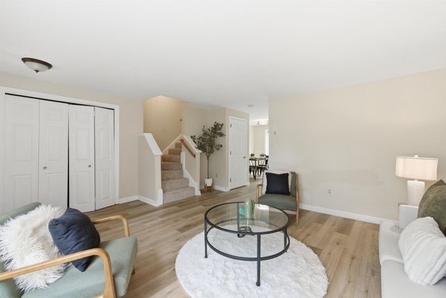 21 Sullivan Court, Salem, NH 03079