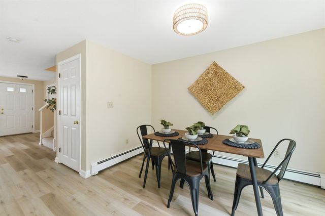 21 Sullivan Court, Salem, NH 03079