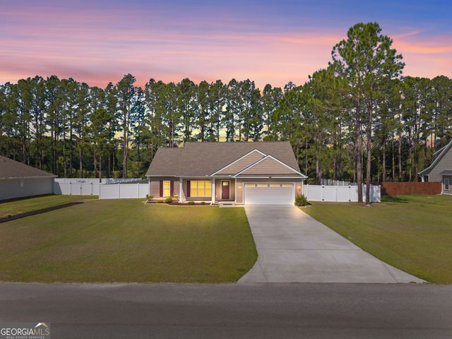 309 Tallulah Bend, Ellabell, GA 31308