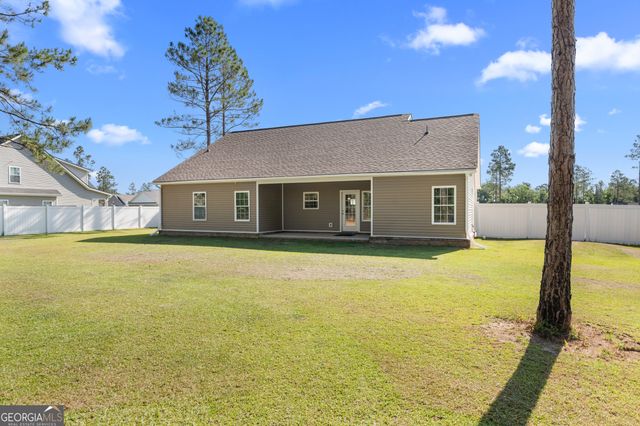 309 Tallulah Bend, Ellabell, GA 31308