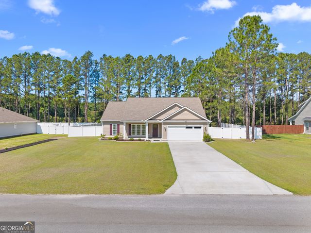 309 Tallulah Bend, Ellabell, GA 31308