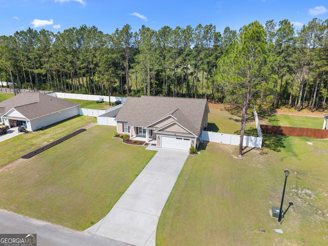 309 Tallulah Bend, Ellabell, GA 31308