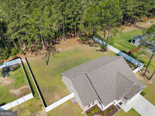 309 Tallulah Bend, Ellabell, GA 31308