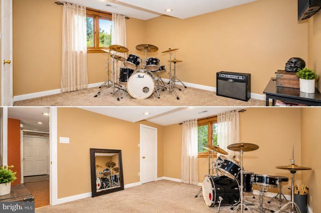 1911 BRIDGETOWN PIKE, Feasterville Trevose, PA 19053