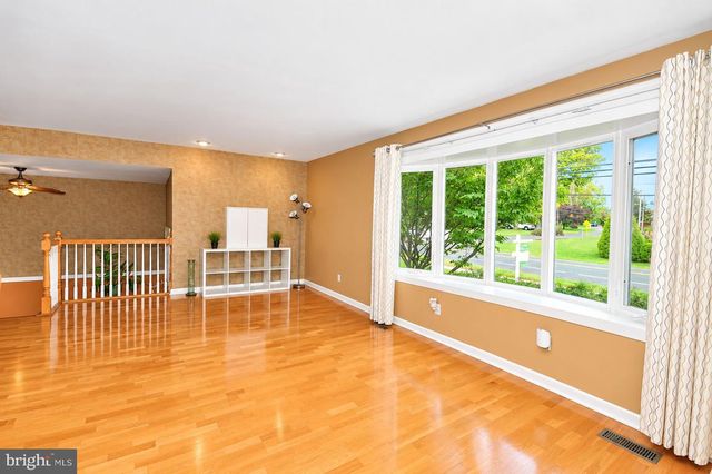 1911 BRIDGETOWN PIKE, Feasterville Trevose, PA 19053