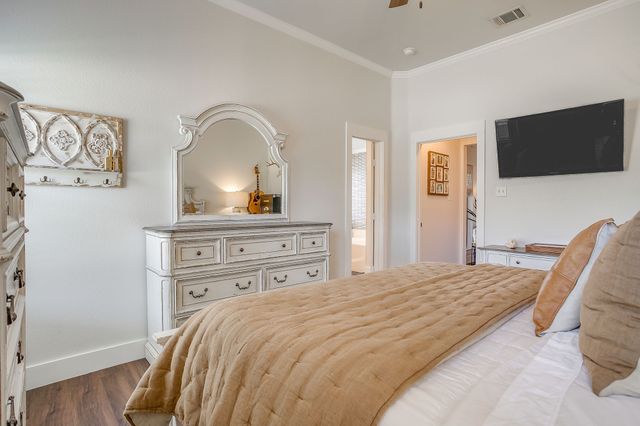 620 Marybeth Drive, Burleson, TX 76028