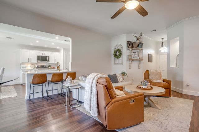 620 Marybeth Drive, Burleson, TX 76028