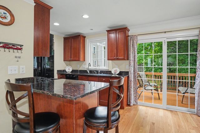 4 N Pleasant St 4, Natick, MA 01760