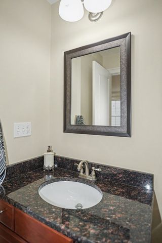 4 N Pleasant St 4, Natick, MA 01760