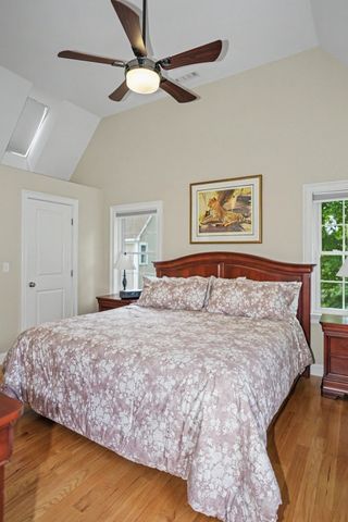 4 N Pleasant St 4, Natick, MA 01760