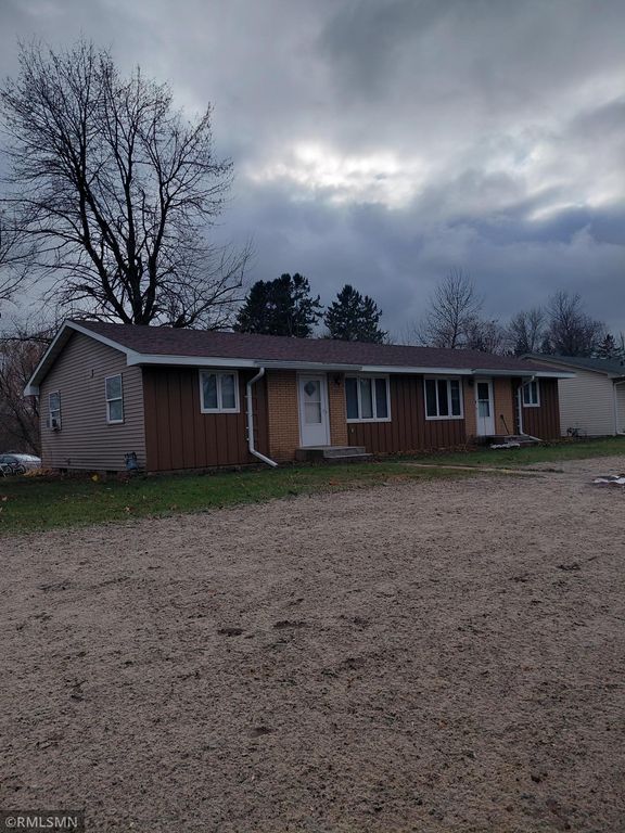 315 4th Street NW, Braham, MN 55006