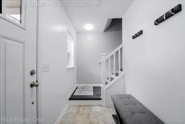 1081 N Sherman Drive, Royal Oak Charter Township, MI 48067