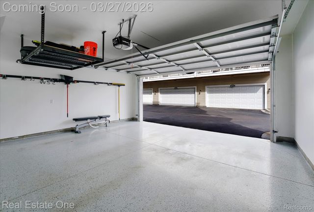 1081 N Sherman Drive, Royal Oak Charter Township, MI 48067